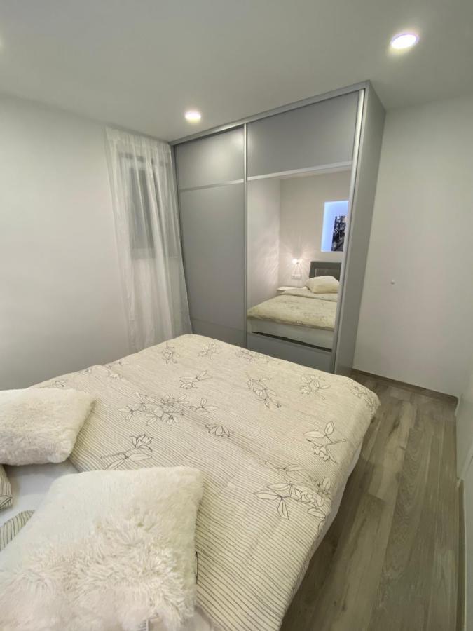 Apartment Bono Baska Voda Exterior photo